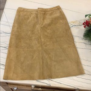 Beautiful leather skirt!